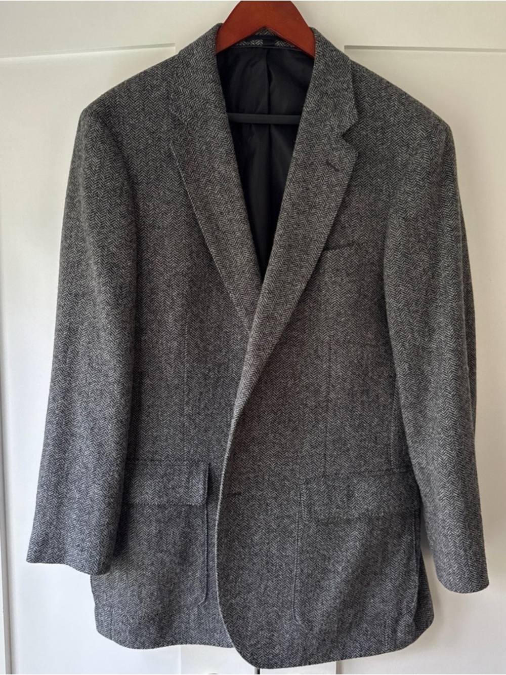 J. Crew Ludlow Slim Sport Coat 44R Moon Cloth Herringbone Gray
